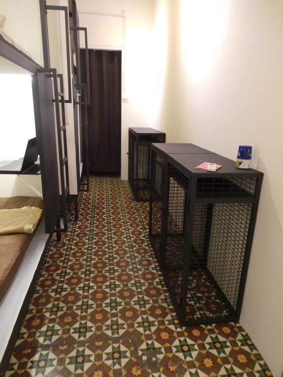 28 Bahari Hotel George Town Room photo