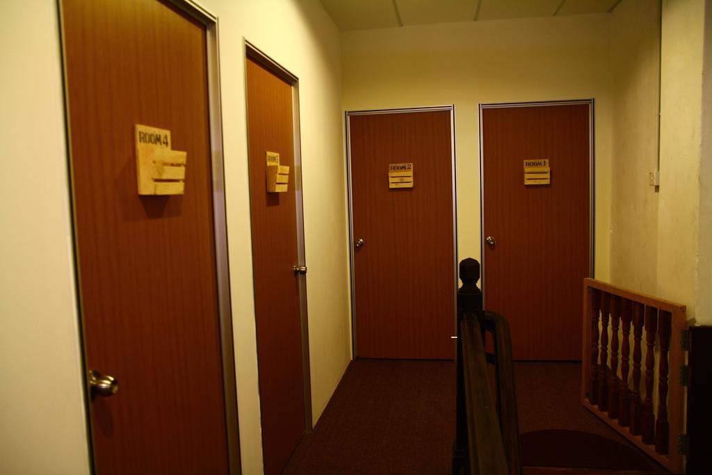 28 Bahari Hotel George Town Room photo