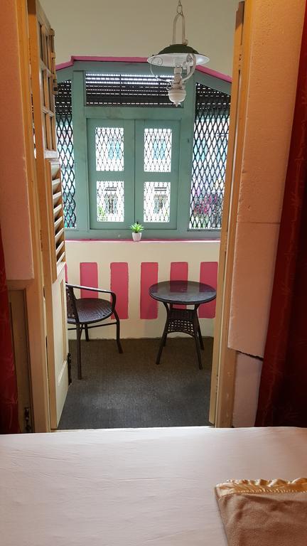 28 Bahari Hotel George Town Exterior photo